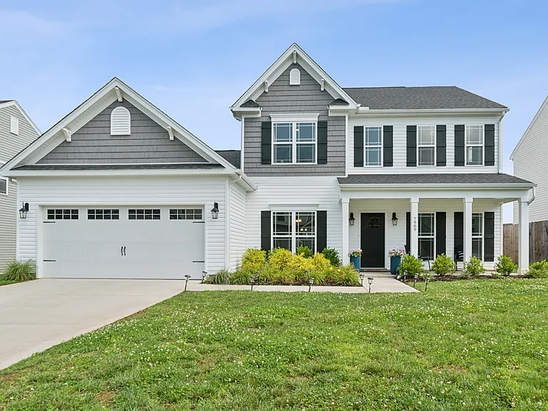 7989 Regiment Dr — Photo 34