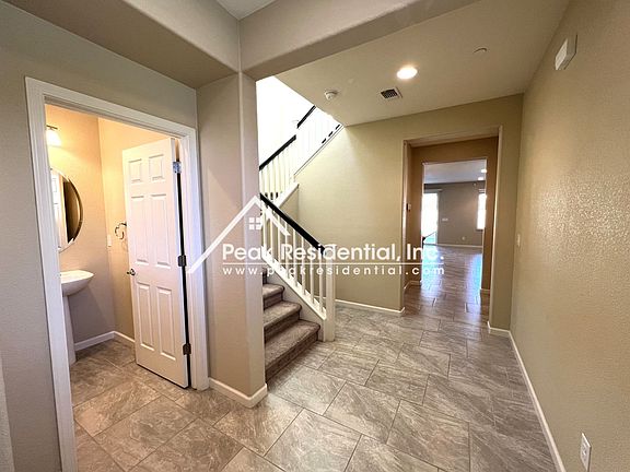 4th image of 112 Dowd Ct