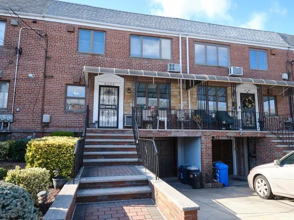 61-60 69th Lane, Middle Village, NY 11379