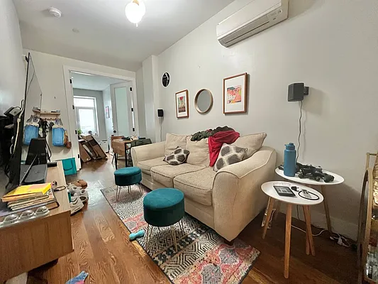 Rented by Doorway NYC, LLC | media 13