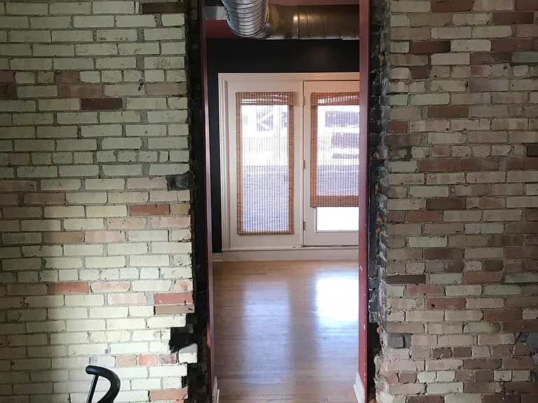 139 Division Ave S — Photo 18