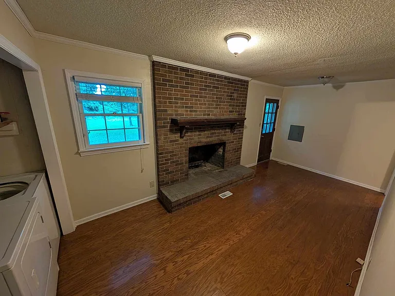 317 Grant Dr — Photo 9