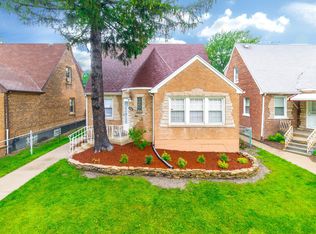 7608 S Campbell Ave, Chicago, IL 60652
