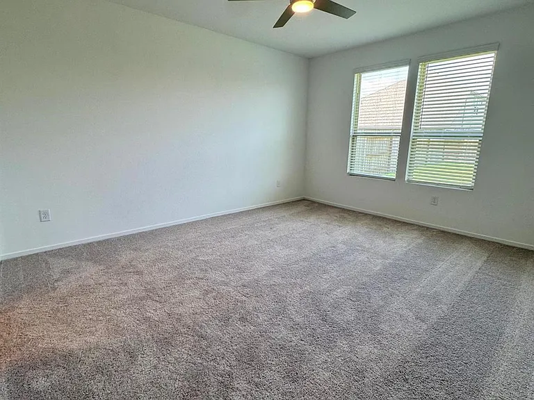 15357 Dapple Bluff Ln — Photo 10