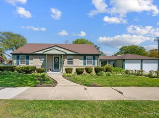 3201 Kemman Ave, Brookfield, IL 60513