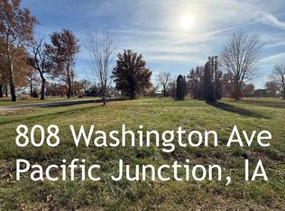 808 Washington Ave, Pacific Junction, IA 51561