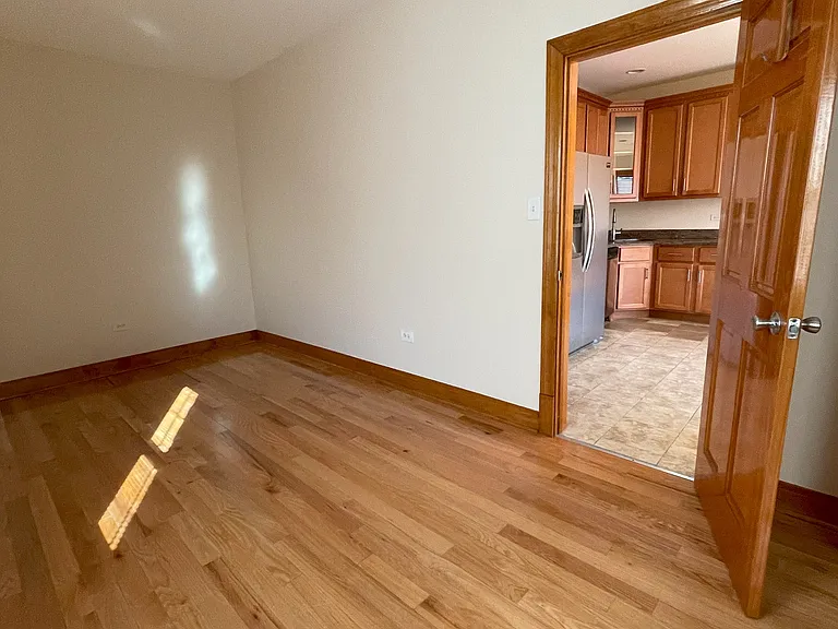 2819 N Marmora Ave #101 — Photo 12