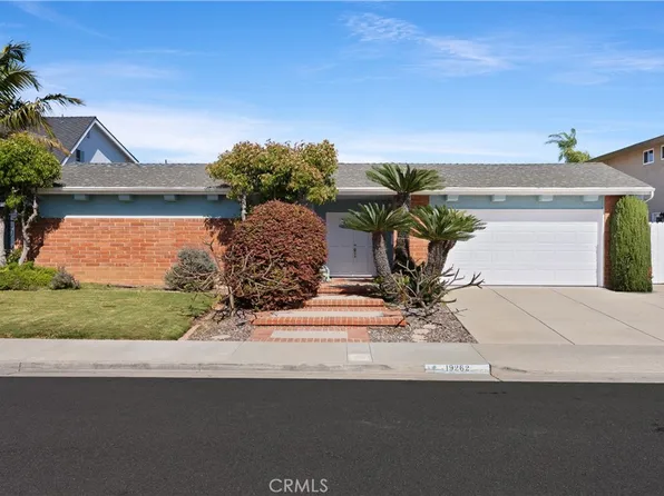19262 Worchester Ln, Huntington Beach, CA 92646