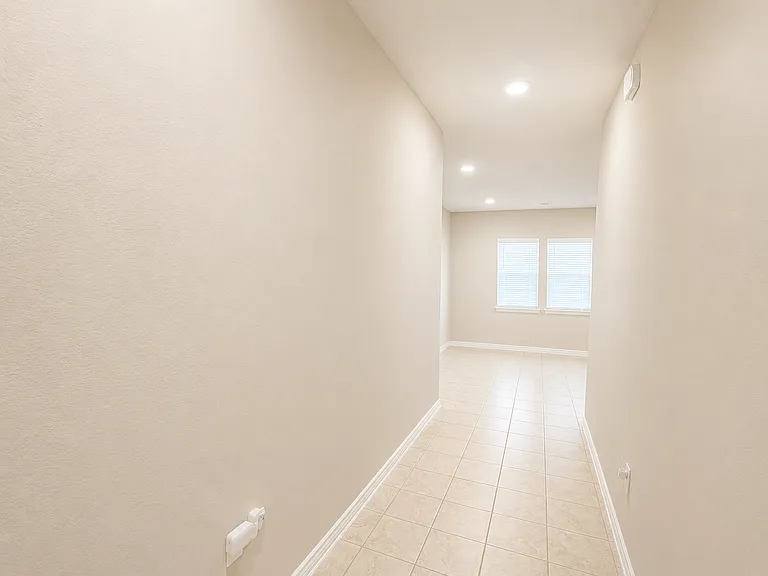 5700 Madelyn Dr — Photo 3