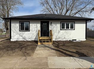 1320 N Lincoln Ave, Sioux Falls, SD 57104