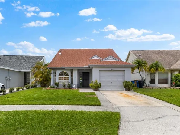 8605 Cottonway Ln, Tampa, FL 33635