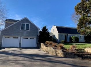 6 Nairn Rd, Pocasset, MA 02559