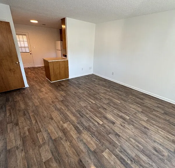 620 Patterson St #E — Photo 4