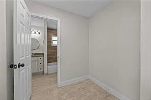 2 bed, 2.0 bath, 1676 sqft, $2,300 — Photo 4