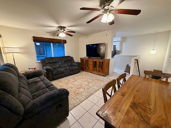 3rd image of 915 McCully St APT A