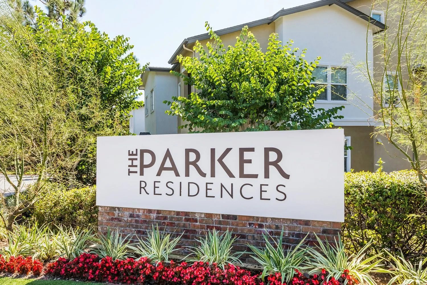 The Parker Residences — Photo 3