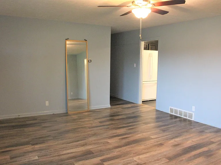 131 Hill N Dale Rd — Photo 7
