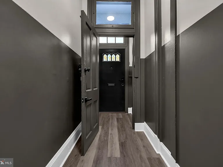 1725 Hollins St #3 — Photo 2