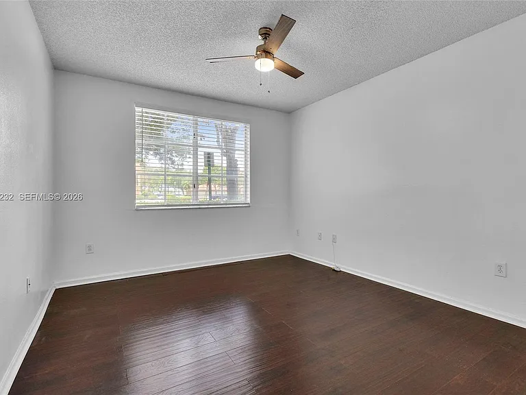 8000 N Nob Hill Rd #106 — Photo 10