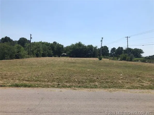 2001 Angus Dr, Broken Arrow, OK 74014