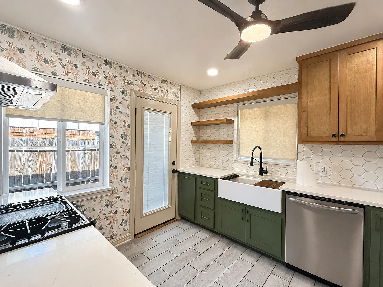 2 bed, 1.0 bath, 955 sqft, $1,400 — Photo 3