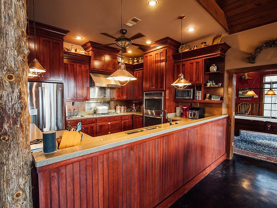 13th image of this home