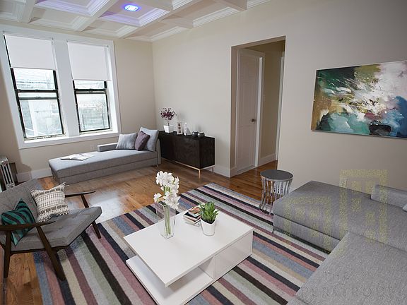 5th image of 668 Hancock St #1C