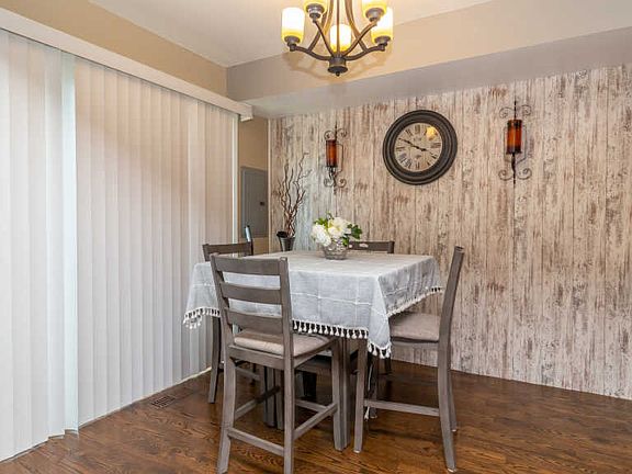 4th image of 367 Wisteria Dr