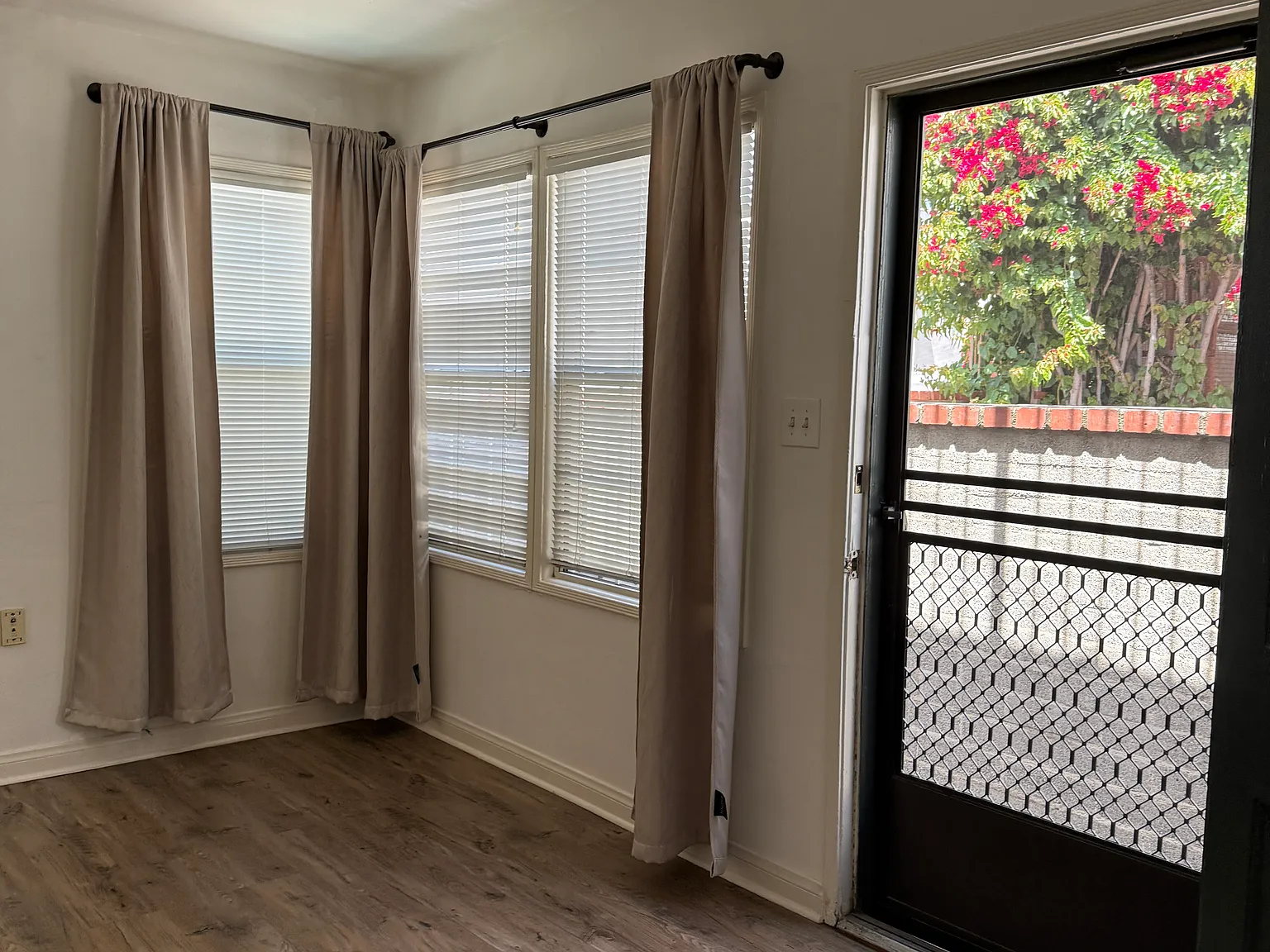 Studio, $1,590 — Photo 1