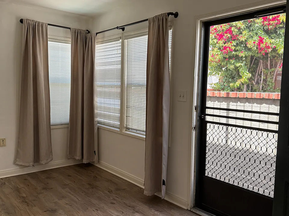 143 Pomona Ave #B