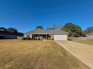 112 Cypress St, Mathiston, MS 39752