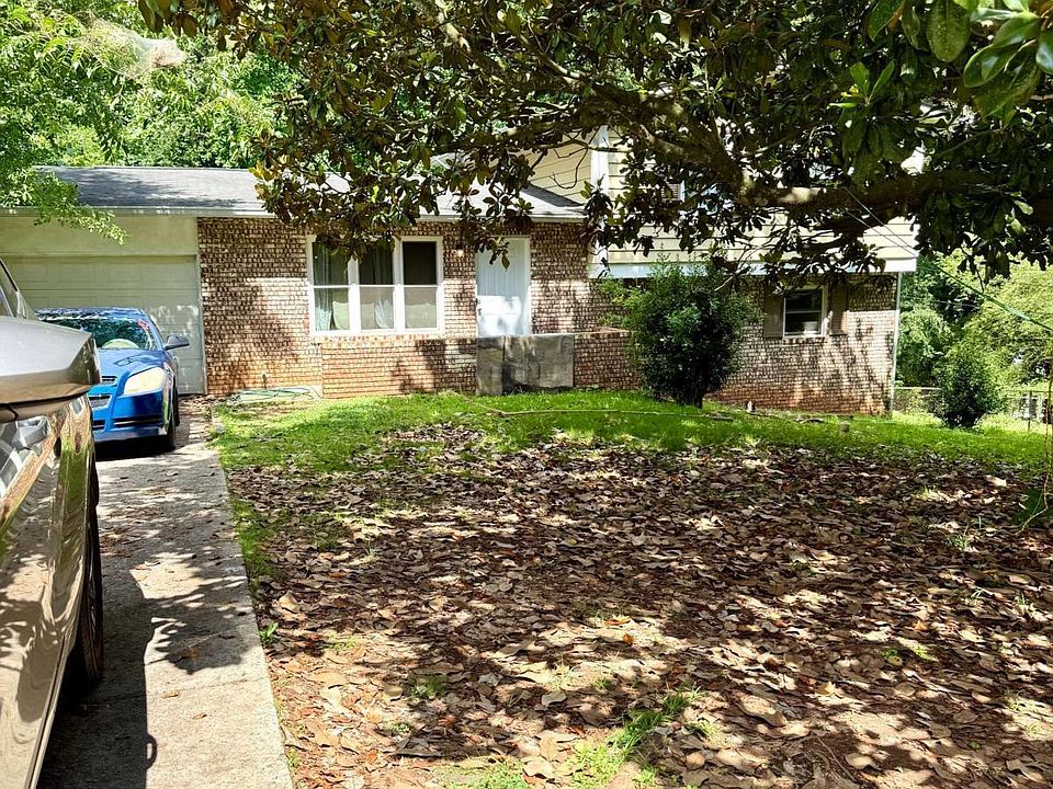 1st image of 2821 Petersburg Ct