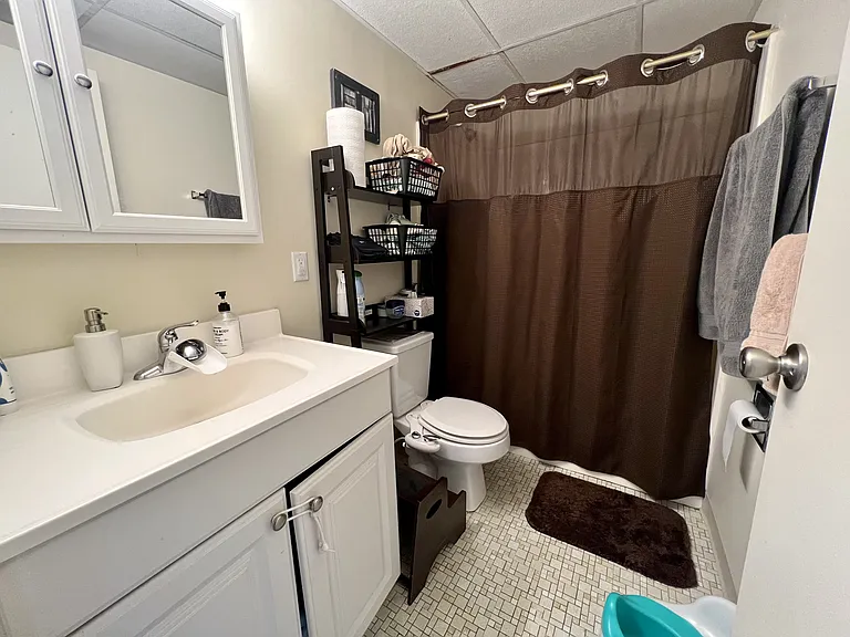 84 Pleasant St #2 — Photo 12