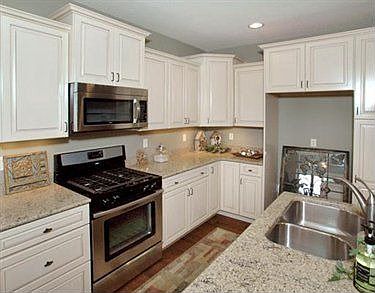4th image of 3816 Goldie Ln