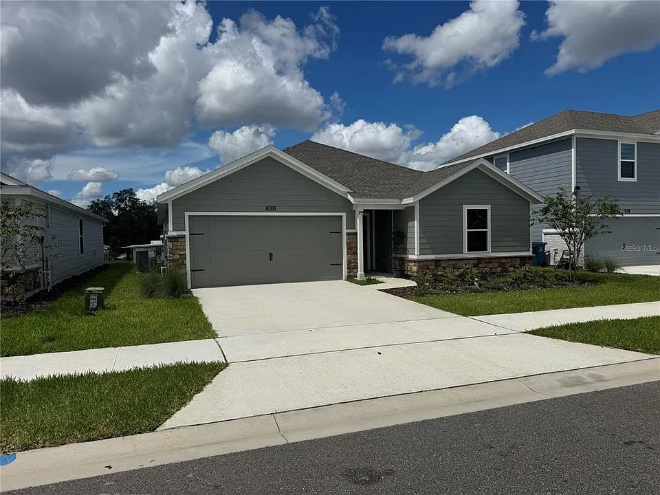 3833 Amers Loop
