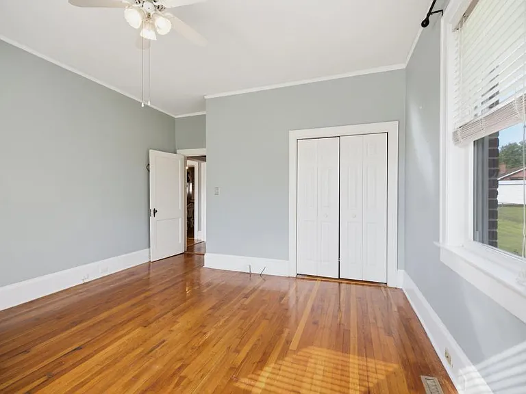 108 Cullum St — Photo 8