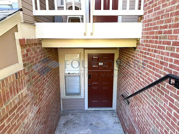 2 bed, 1.0 bath, 972 sqft, $1,497 — Photo 2