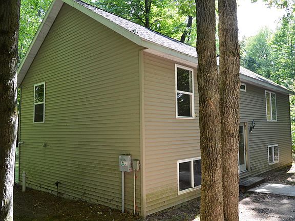 5th image of 13780 Morgan Mills Ave NE