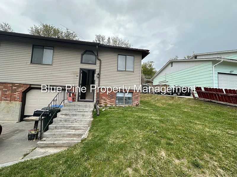 1222 Holman Ave