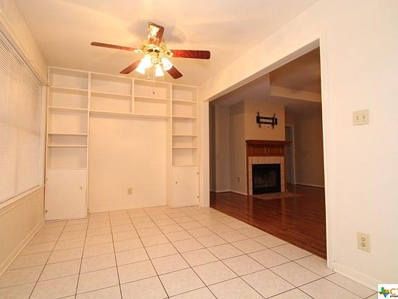 2nd image of 3918 Oak Valley Dr