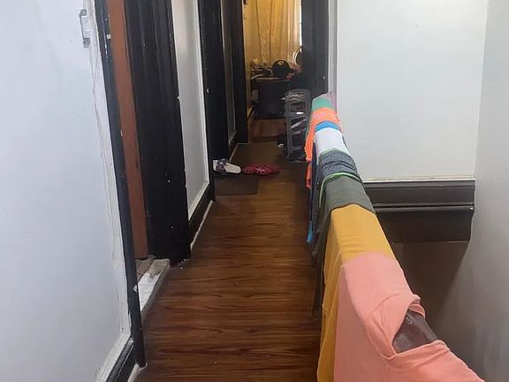 4th image of 584 Park Pl #2