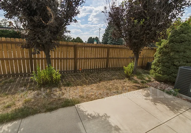 5416 Meadowbrook Dr — Photo 29