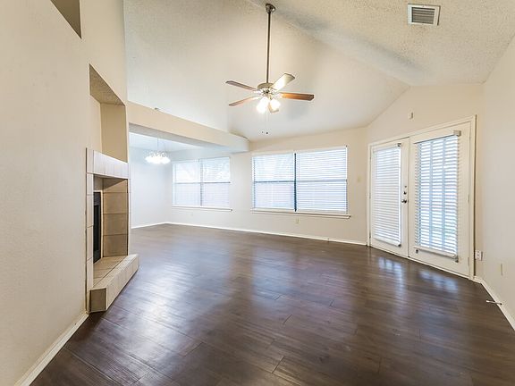 4th image of 3702 Knights Bridge Dr