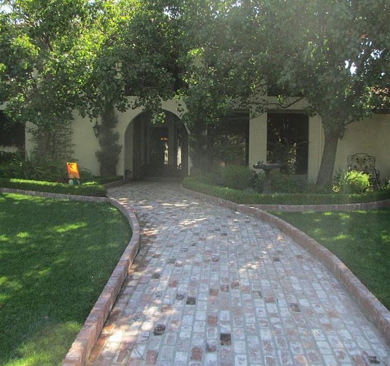 1st image of 10692 N Elkhorn Dr
