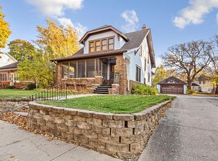 233 E School St, Owatonna, MN 55060