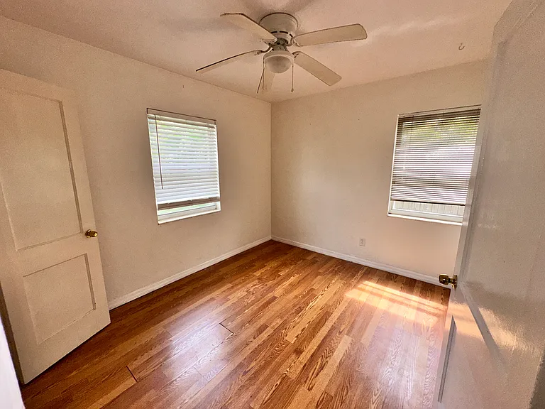 Bedroom 2. with walk-in closet