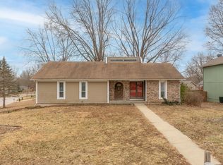 704 Englewood St, Lansing, KS 66043