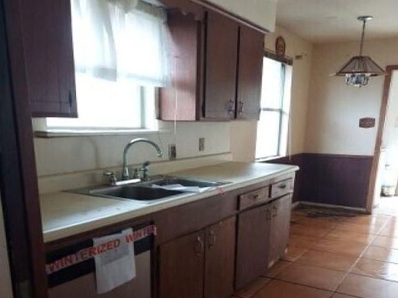 5th image of 6409 Glendale St