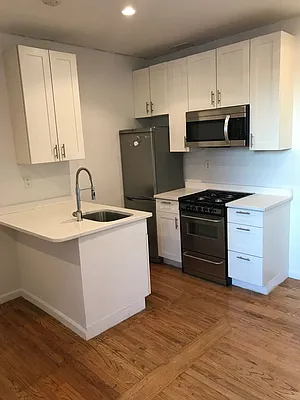 Rented by Sky Management | media 47