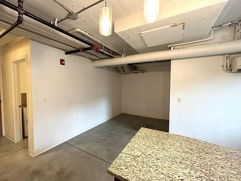117 Lofts — Photo 14